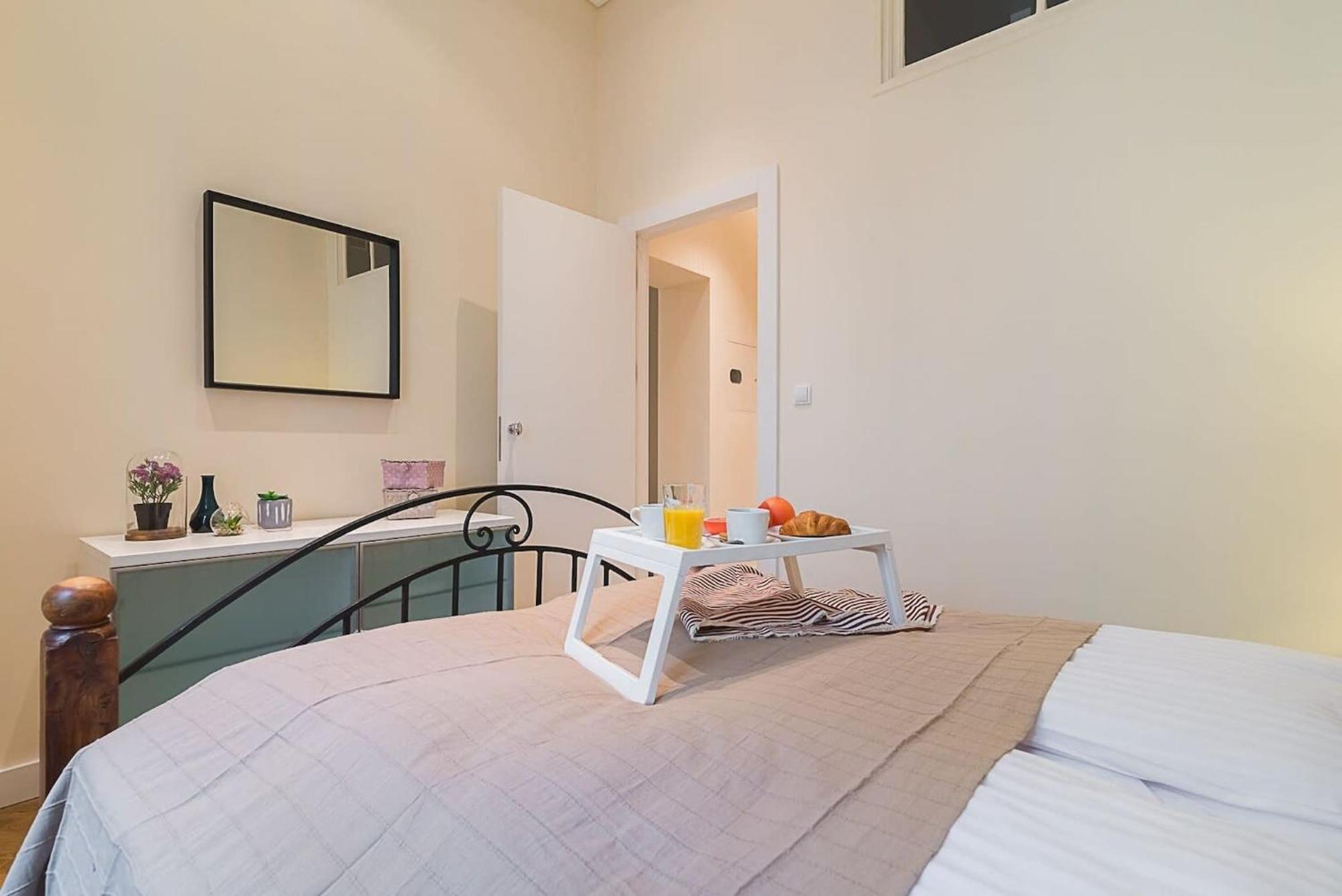 Rent Like Home - Hoza 39 Varşova Dış mekan fotoğraf
