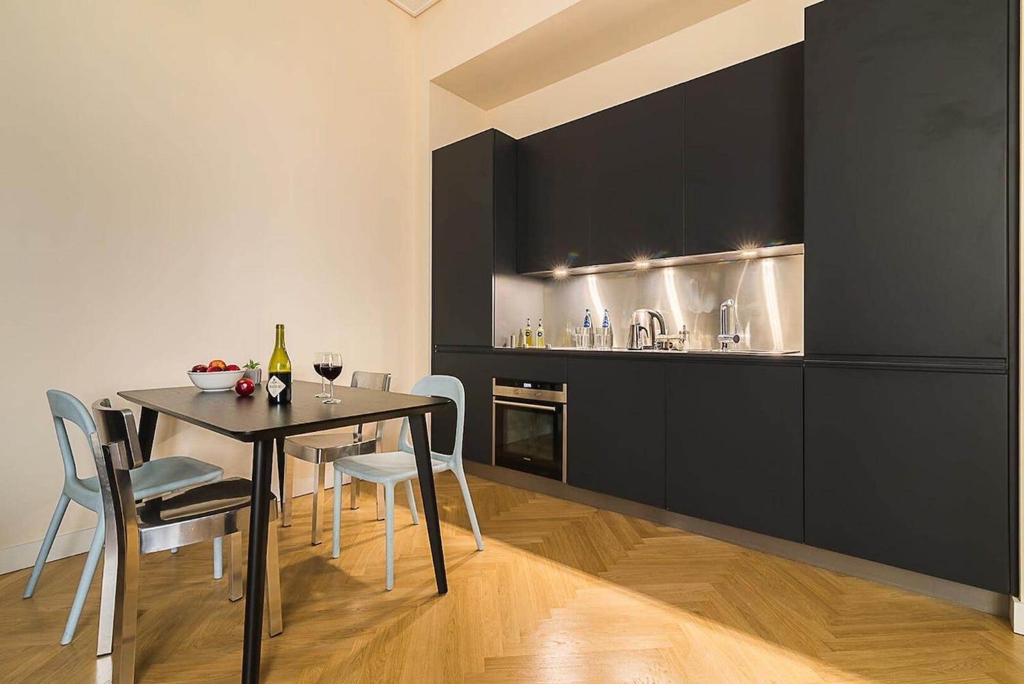 Rent Like Home - Hoza 39 Varşova Dış mekan fotoğraf